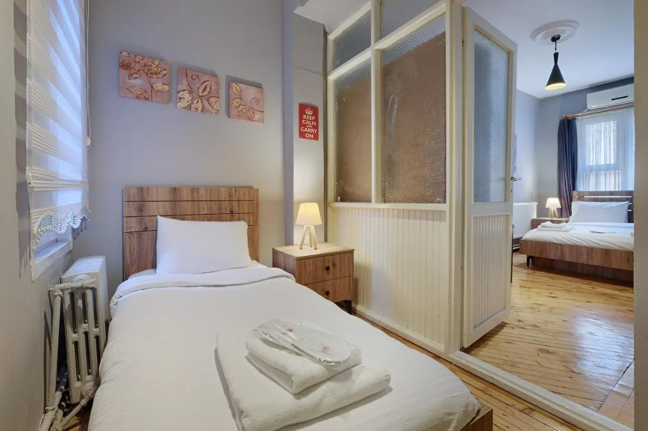 Marvelous 4 Bedroom Apartment / Perfect Location Istanbul