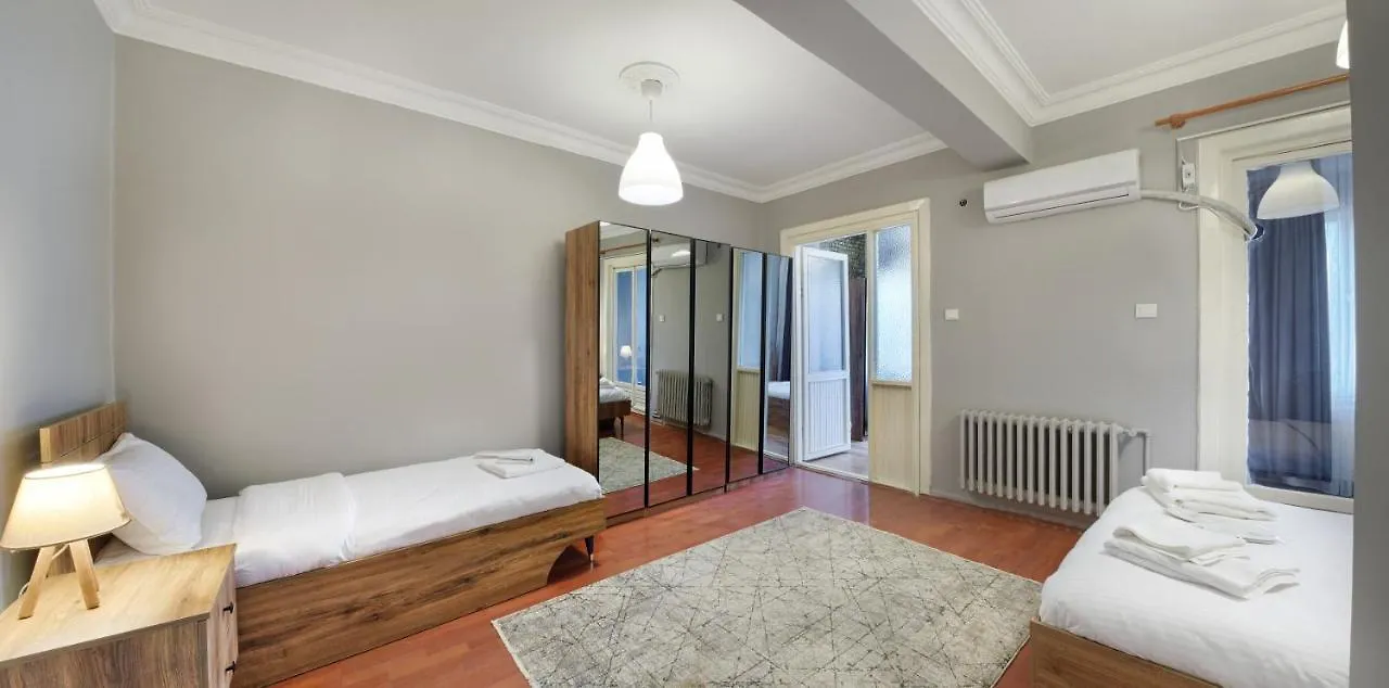 Marvelous 4 Bedroom Apartment / Perfect Location Istanbul