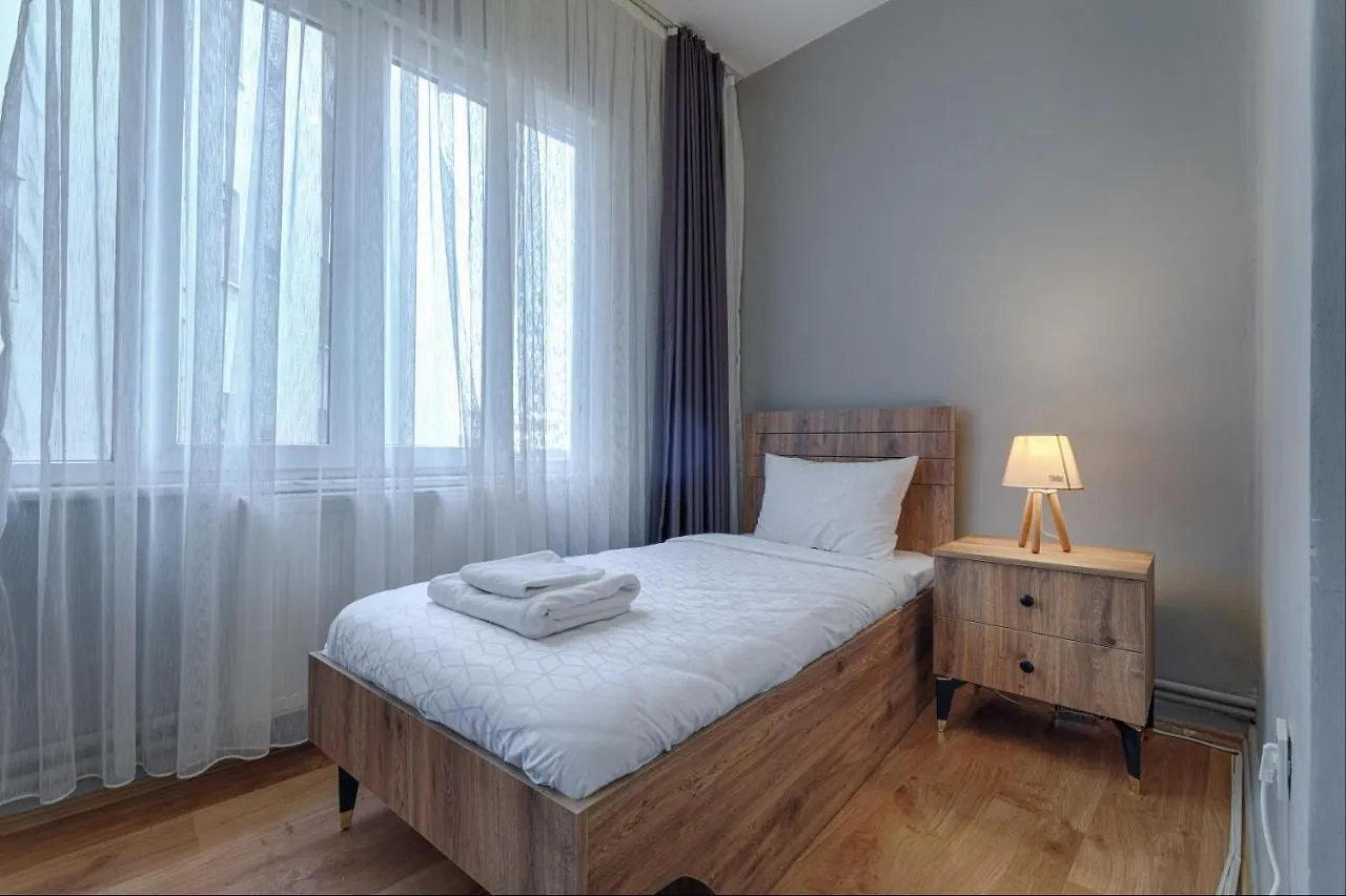 Marvelous 4 Bedroom Apartment / Perfect Location Istanbul